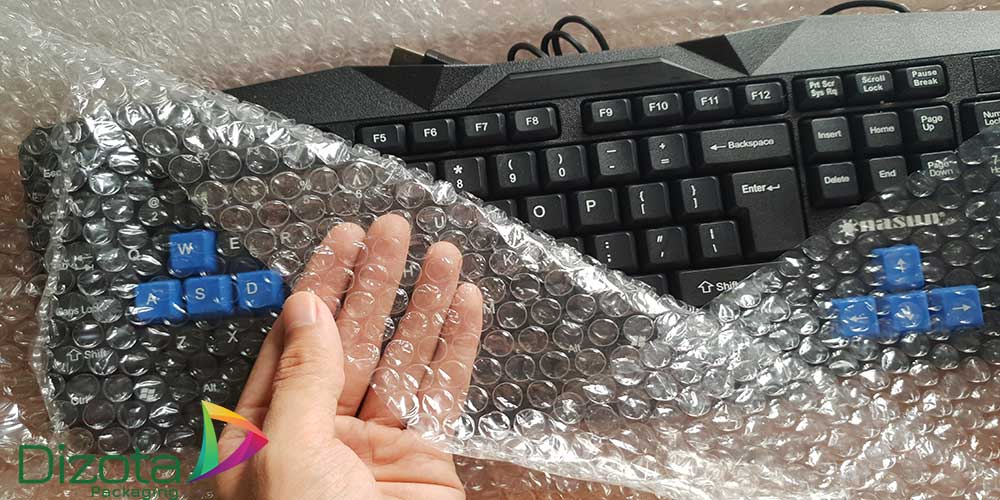 màng xốp hơi bọc hàng dễ vỡ chuyển phát nhanh màng xốp hơi bọc hàng dễ vỡ chuyển phát nhanh